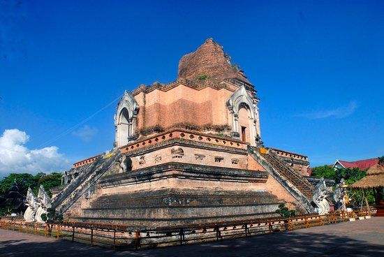 Temple Chedi Luang